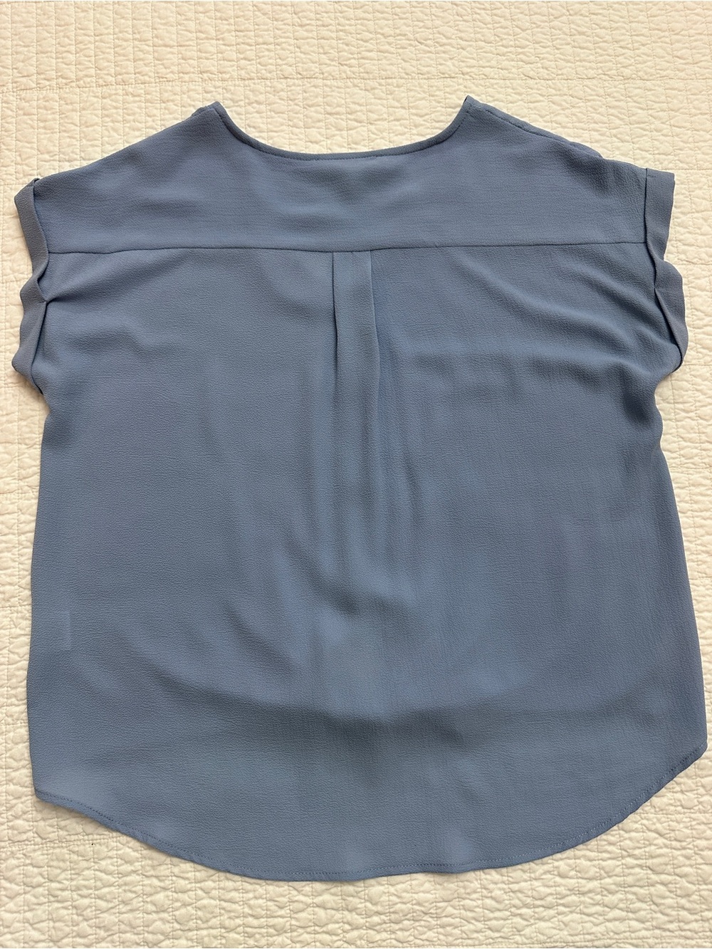 Pink Rose Blue Blouse Small Tie-Front V-Neck Blouse New without tags - Picture 6 of 6